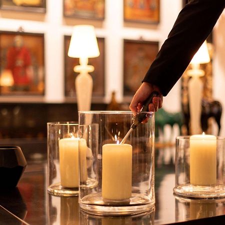 Готель Sofitel Frankfurt Opera Франкфурт-на-Майні Екстер'єр фото A candle being lit