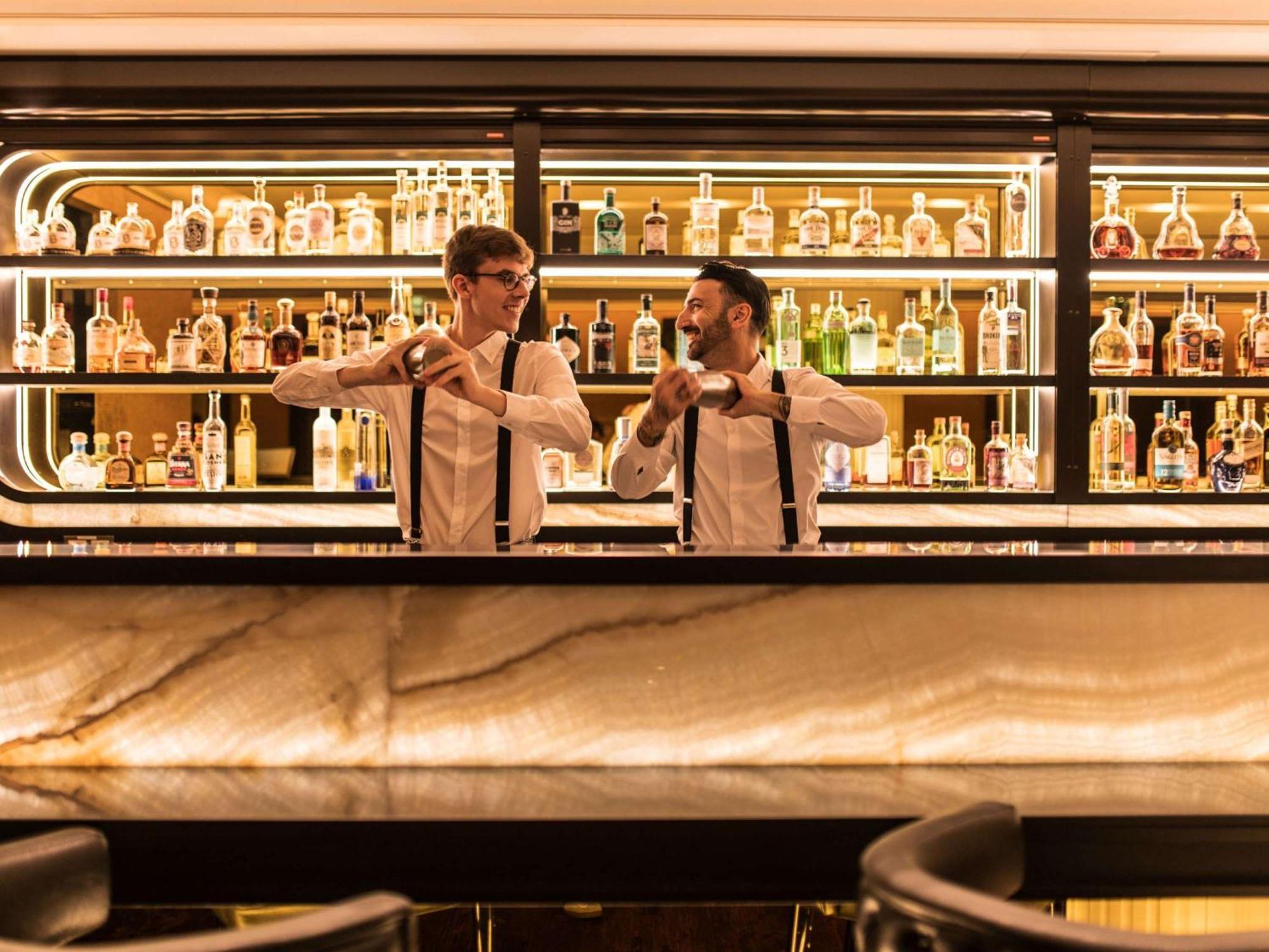 Готель Sofitel Frankfurt Opera Франкфурт-на-Майні Екстер'єр фото The bar at the London Edition