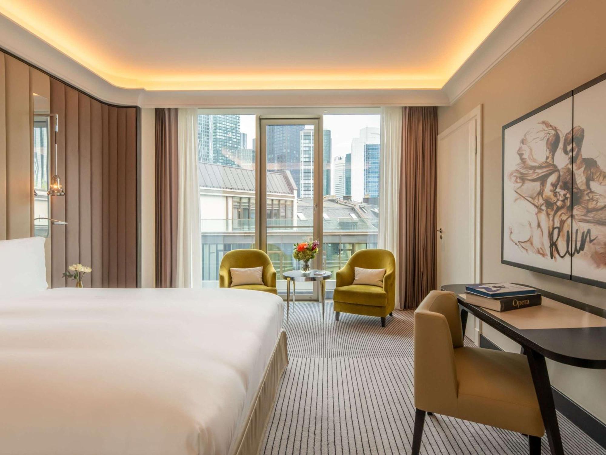 Готель Sofitel Frankfurt Opera Франкфурт-на-Майні Екстер'єр фото A room at the hotel